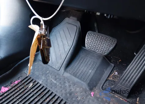 2023 Toyota Highlander Le z USA, uszkodzony, nr VIN 5TDKDRAH0PS505047